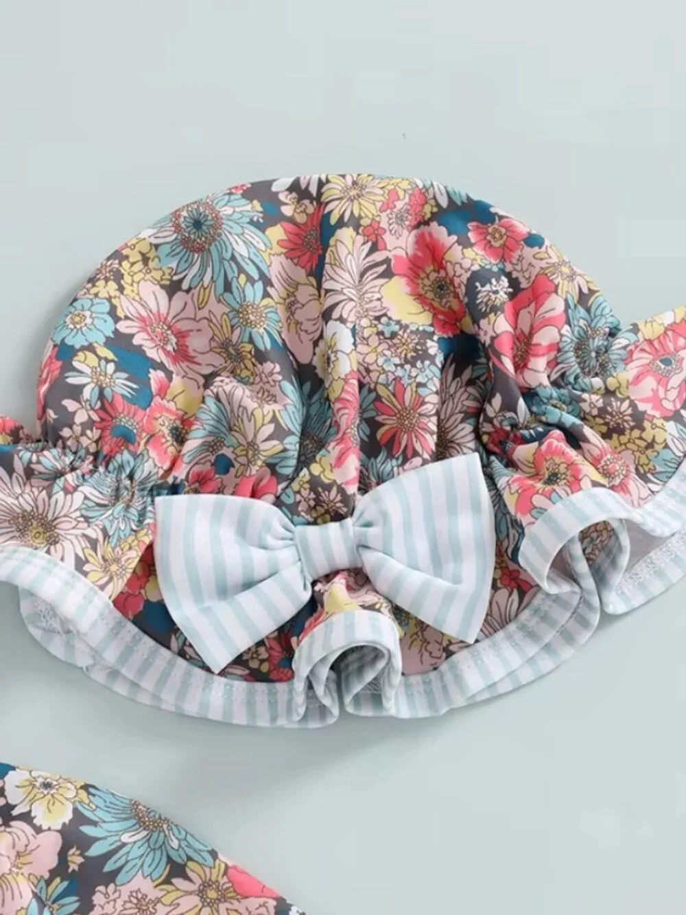 Floral Toddler Girls Long Sleeve One Piece Swimsuit Bathing Suit & Hat - Picture 5 of 7